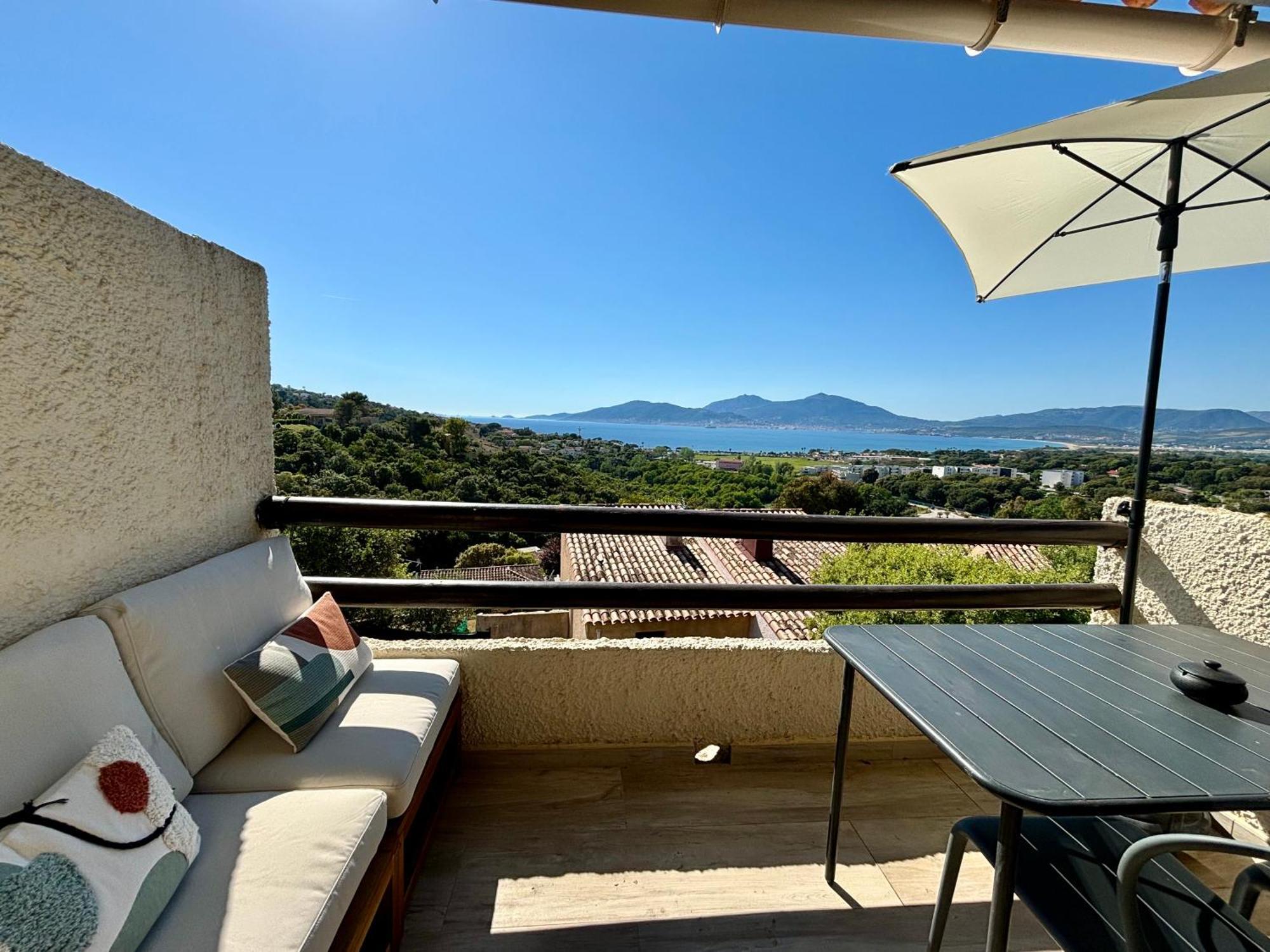 Studio Vue Mer A Porticcio Piscine Et Parking Exterior foto
